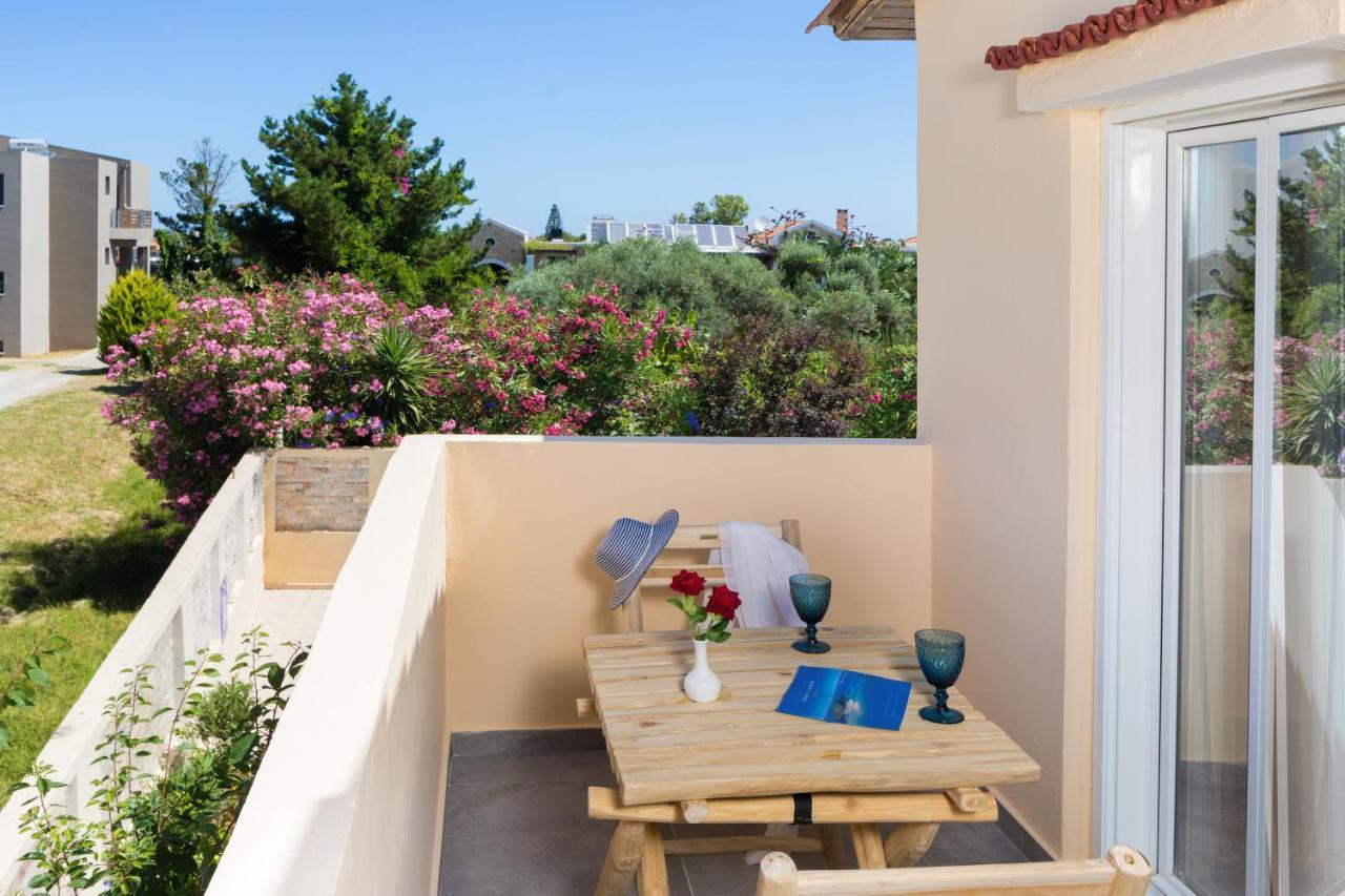 S U E N O - Studios And Apartments, With Shared Pool Kato Daratso Exterior foto